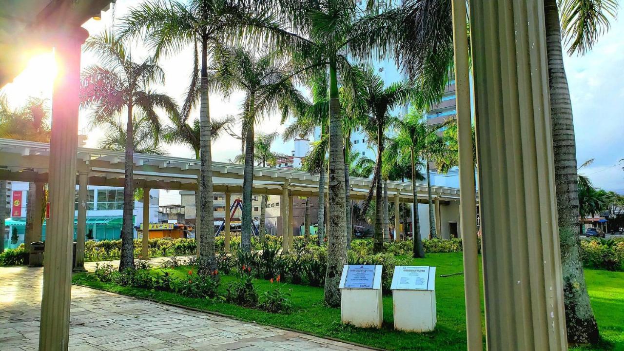 Apartamento Na Vila Caicara Em Predio Frente Mar Com Excelente Localizacao Por Reserva Praia Прая Гранде Екстериор снимка